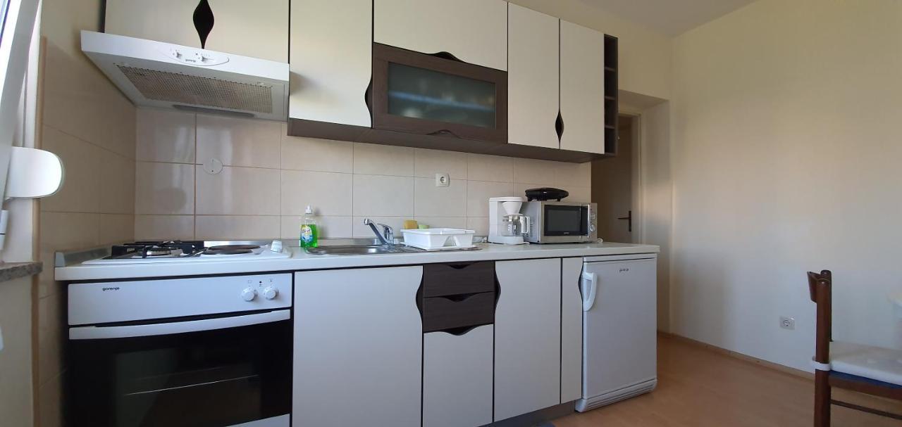 Apartmani Mira Водице Экстерьер фото