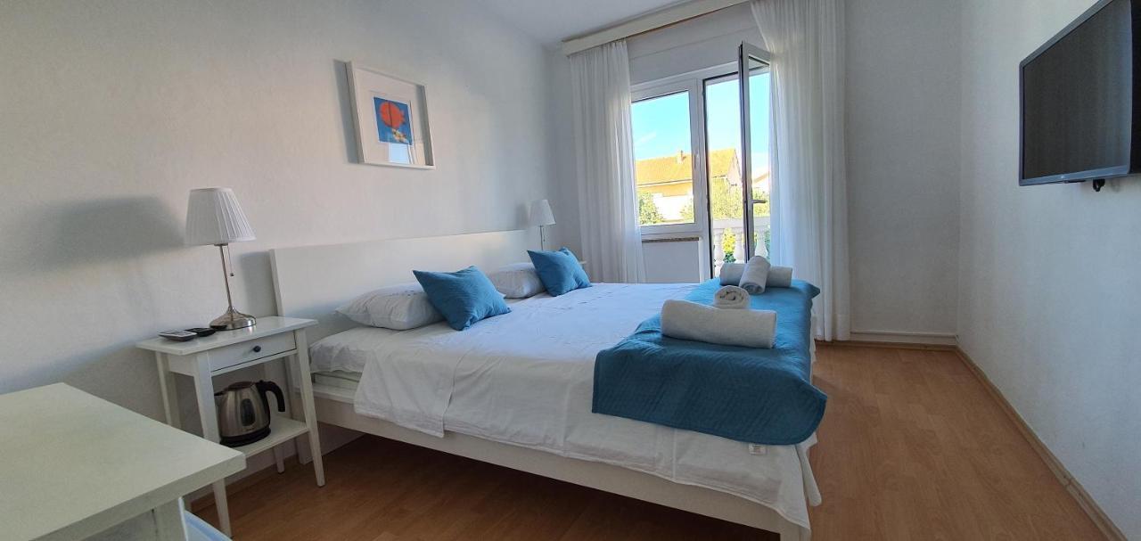Apartmani Mira Водице Экстерьер фото