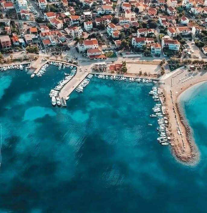 Apartmani Mira Водице Экстерьер фото