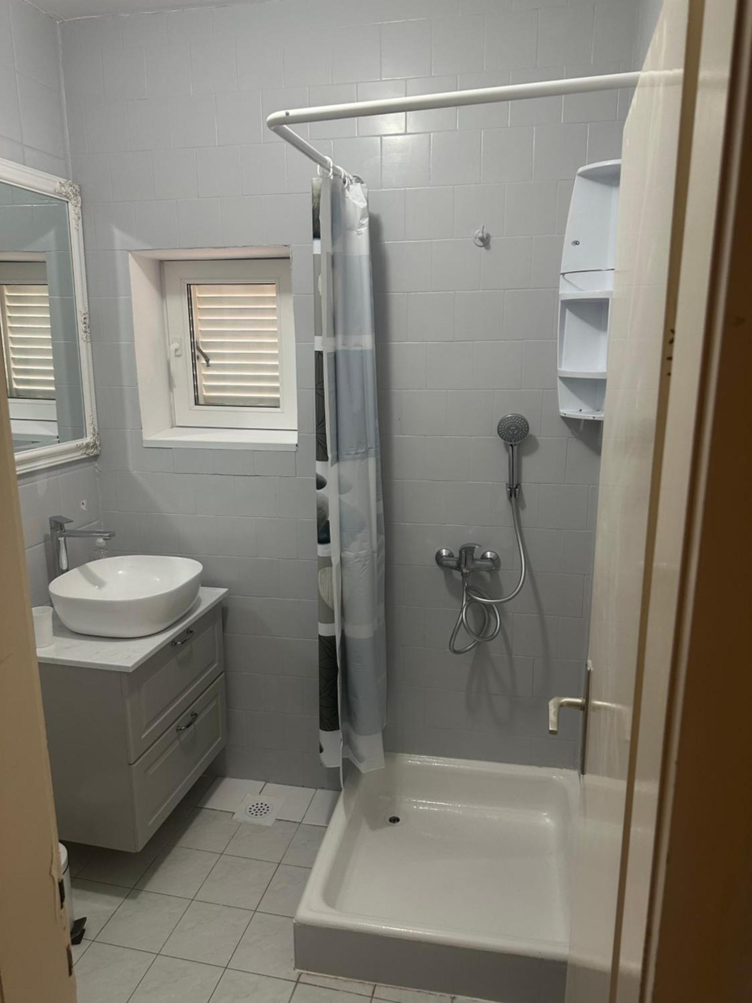 Apartmani Mira Водице Экстерьер фото